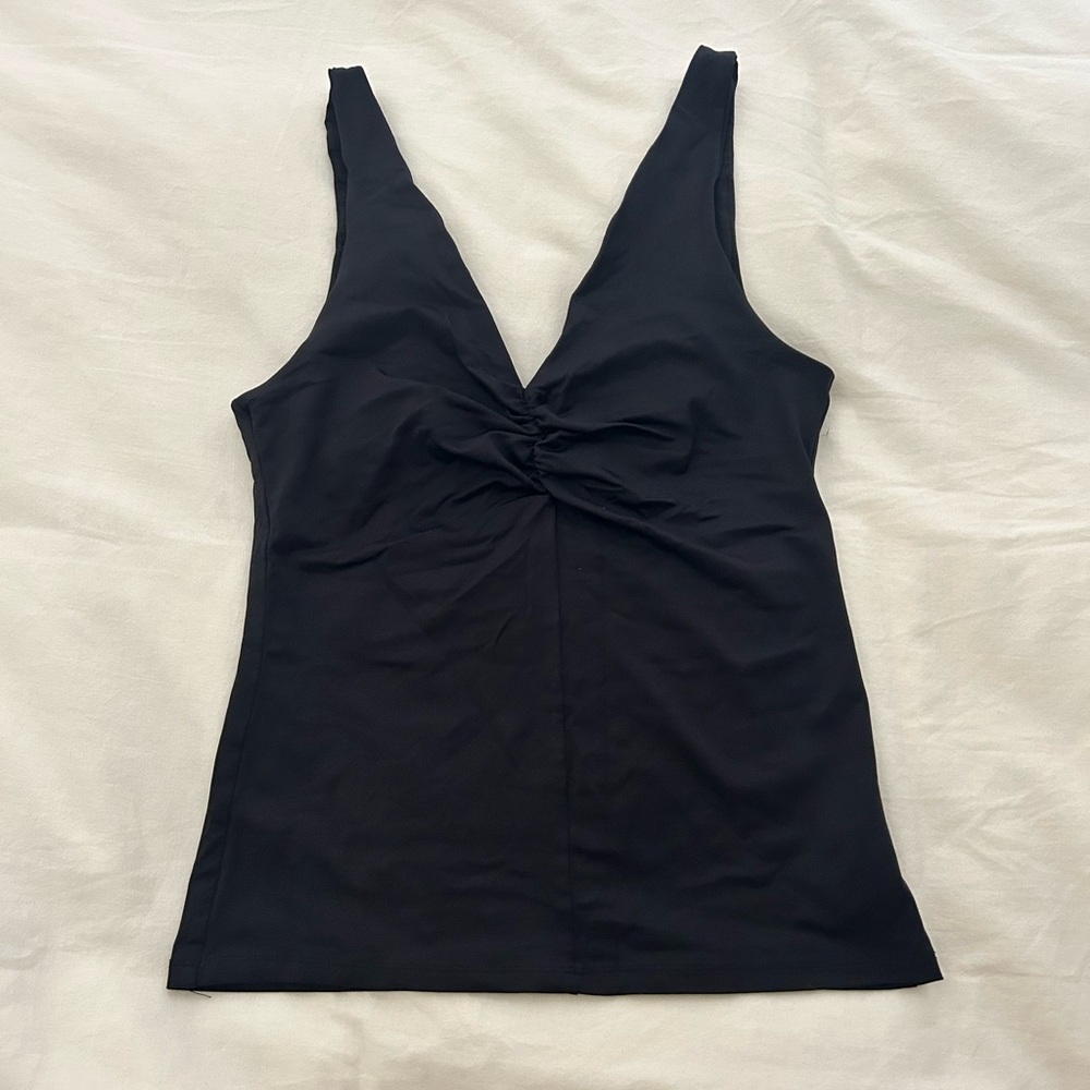 H&M small black top